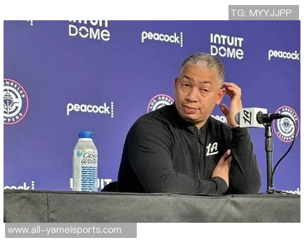 快船回应卢指导缺席采访室原因比赛结束后我已在等候